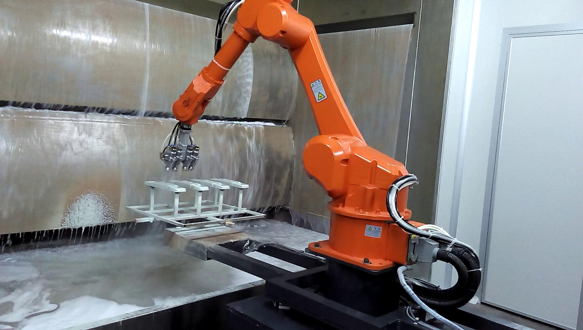 自动化工业生产的要求逐渐提高 喷涂机器人功不可没